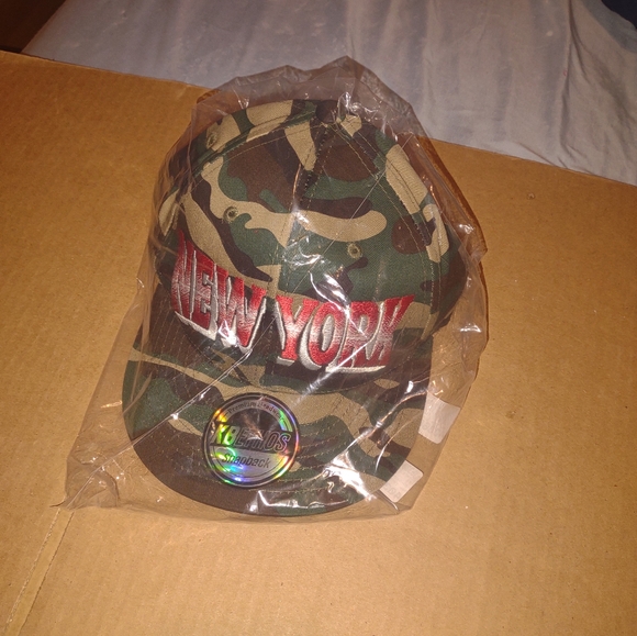 Hat - Picture 5 of 5